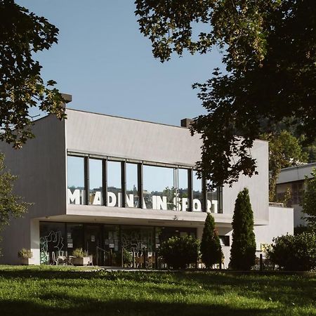 Youth Hostel Trbovlje Exterior foto